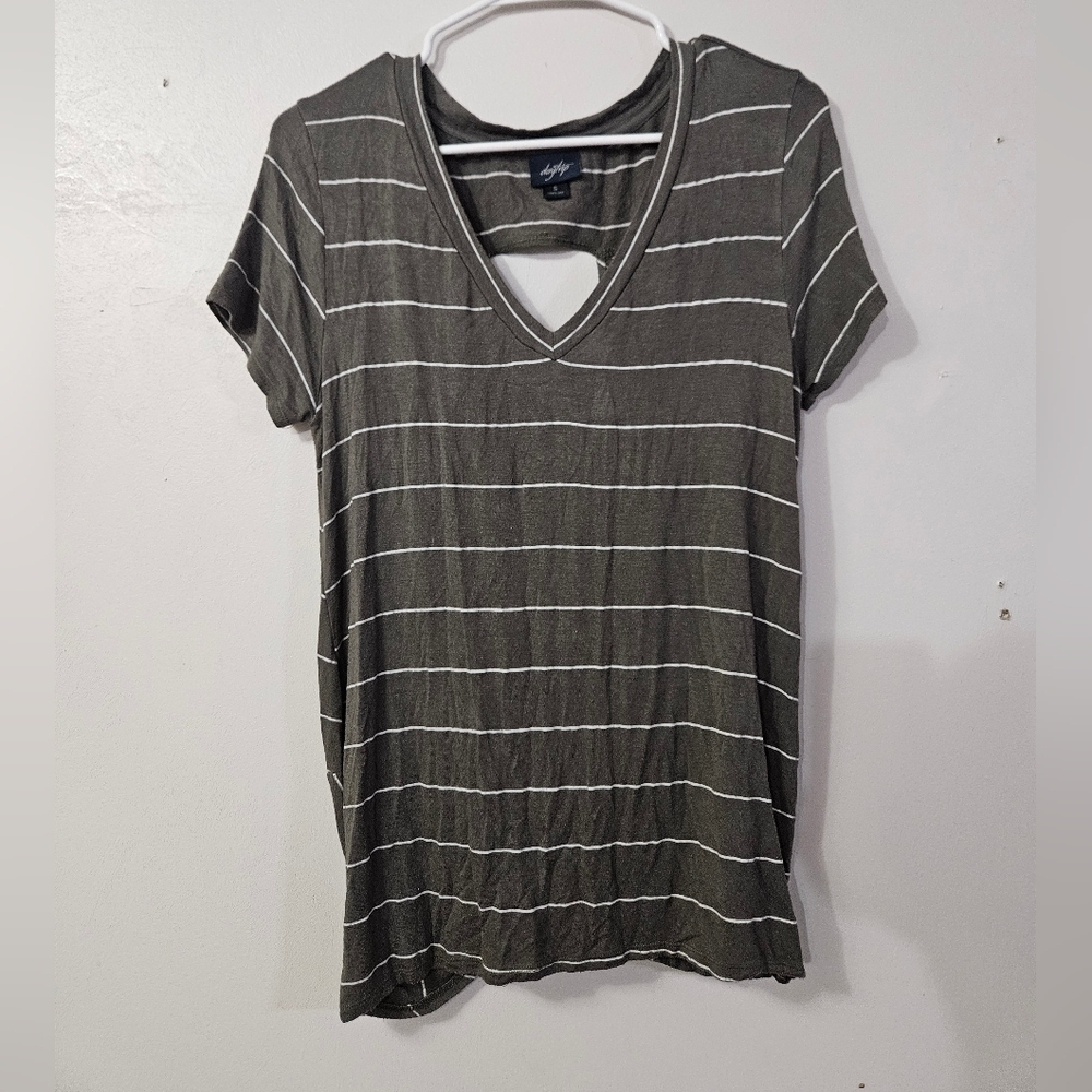 Daytrip Olive Striped Women's short sleeve open back tee!